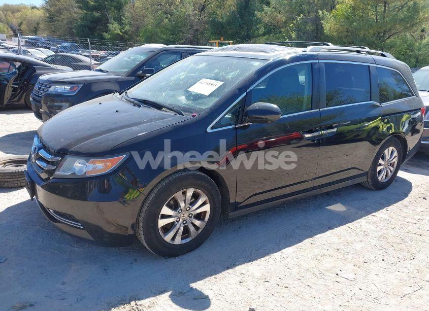 Photo 2 of 2014 Honda Odyssey EX-L (VIN 5FNRL5H61EB024188)