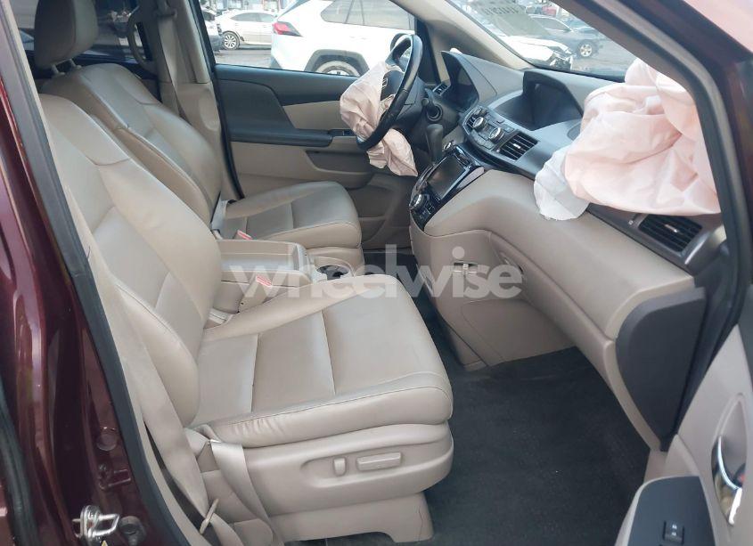 Photo 5 of 2014 Honda Odyssey EX-L (VIN 5FNRL5H61EB025471)