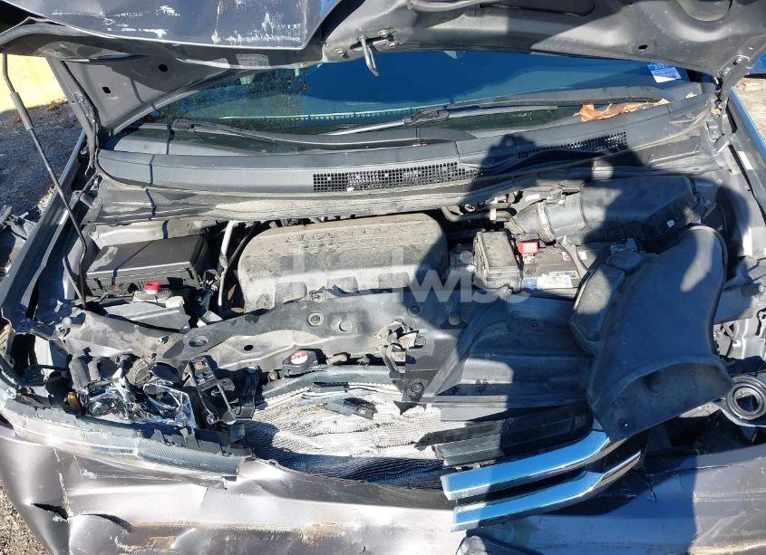 Photo 10 of 2014 Honda Odyssey EX-L (VIN 5FNRL5H61EB032985)