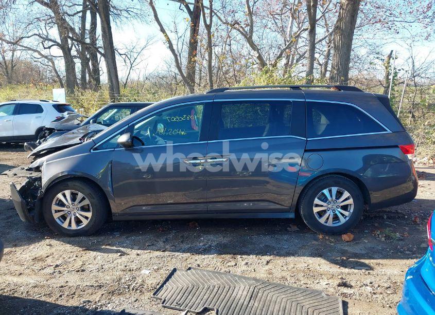 Photo 15 of 2014 Honda Odyssey EX-L (VIN 5FNRL5H61EB032985)