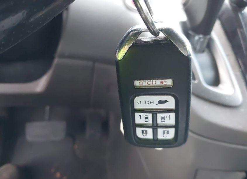 Photo 11 of 2014 Honda Odyssey EX-L (VIN 5FNRL5H61EB060110)