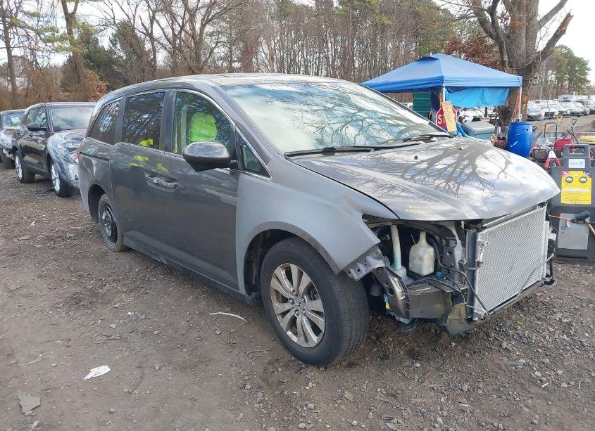 Photo 13 of 2014 Honda Odyssey EX-L (VIN 5FNRL5H61EB060110)