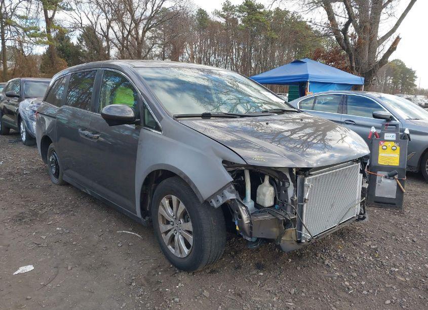 Photo 6 of 2014 Honda Odyssey EX-L (VIN 5FNRL5H61EB060110)