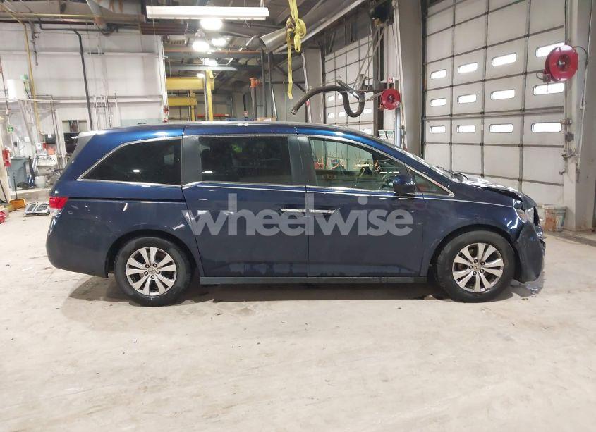 Photo 13 of 2014 Honda Odyssey EX-L (VIN 5FNRL5H61EB069681)