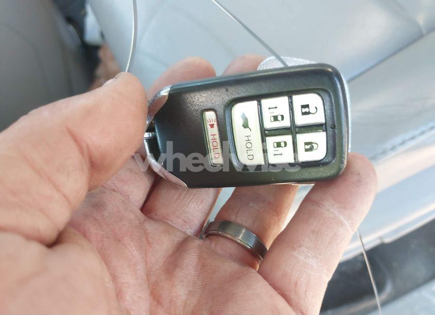 Photo 11 of 2014 Honda Odyssey EX-L (VIN 5FNRL5H61EB078493)