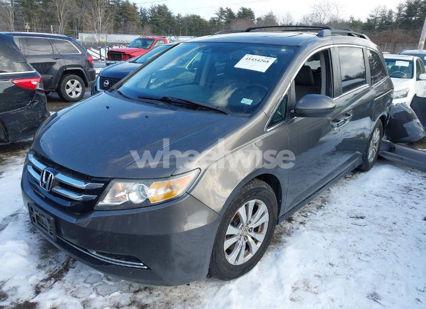Photo 2 of 2014 Honda Odyssey EX-L (VIN 5FNRL5H61EB087694)