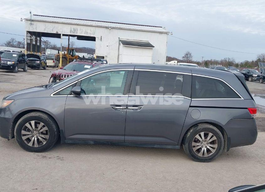 Photo 14 of 2014 Honda Odyssey EX-L (VIN 5FNRL5H61EB100248)