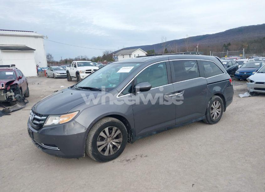 Photo 2 of 2014 Honda Odyssey EX-L (VIN 5FNRL5H61EB100248)