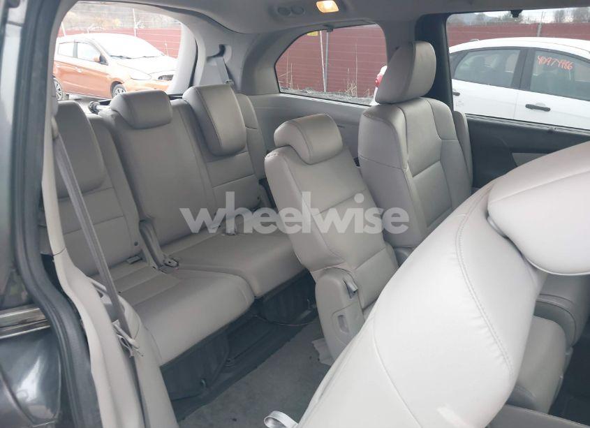 Photo 8 of 2014 Honda Odyssey EX-L (VIN 5FNRL5H61EB100248)