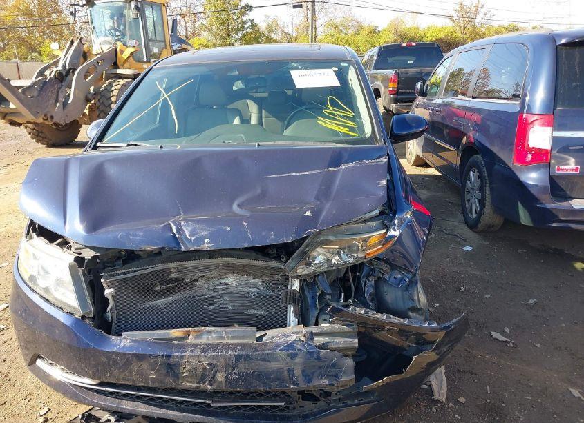 Photo 12 of 2014 Honda Odyssey EX-L (VIN 5FNRL5H61EB106342)