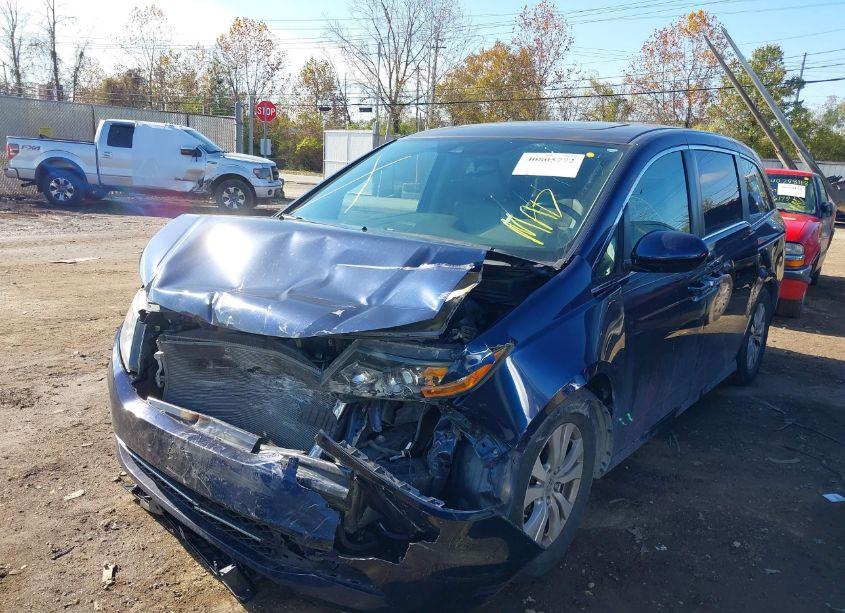Photo 2 of 2014 Honda Odyssey EX-L (VIN 5FNRL5H61EB106342)