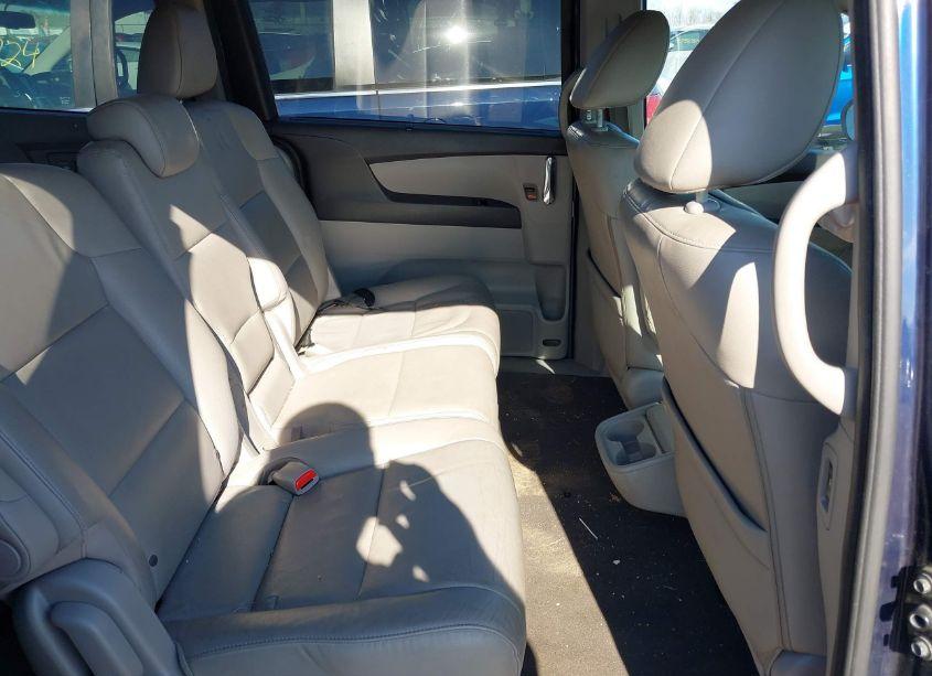 Photo 8 of 2014 Honda Odyssey EX-L (VIN 5FNRL5H61EB106342)