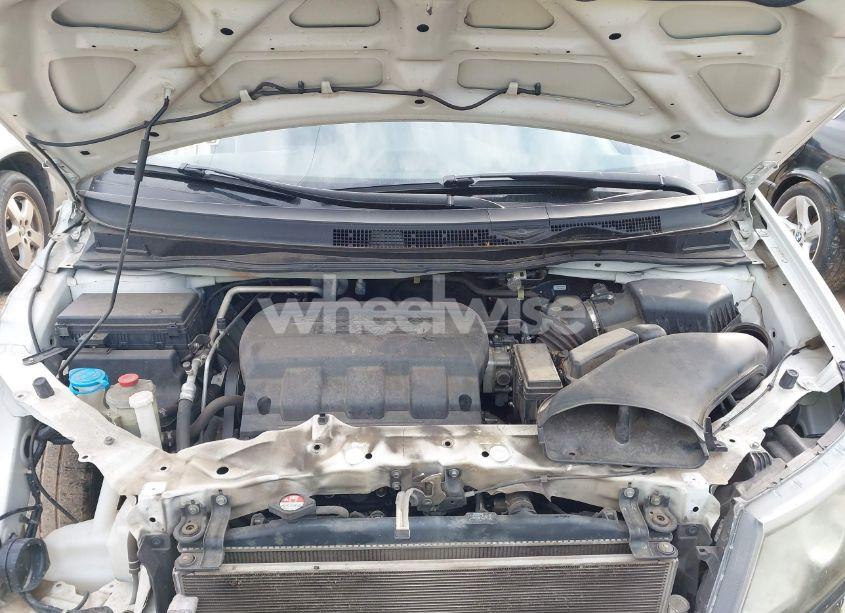 Photo 10 of 2015 Honda Odyssey EX-L (VIN 5FNRL5H61FB055684)