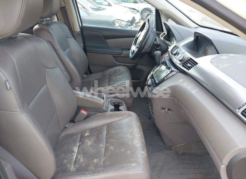 Photo 5 of 2015 Honda Odyssey EX-L (VIN 5FNRL5H61FB055684)