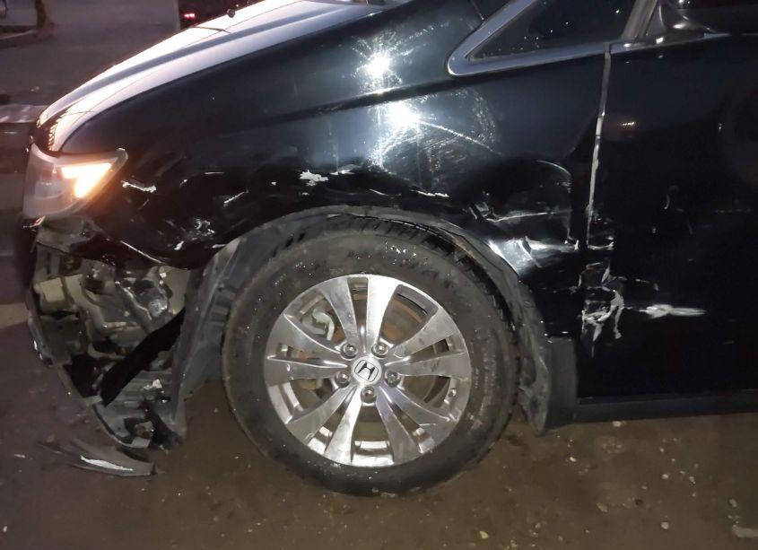 Photo 6 of 2015 Honda Odyssey EX-L (VIN 5FNRL5H61FB064966)