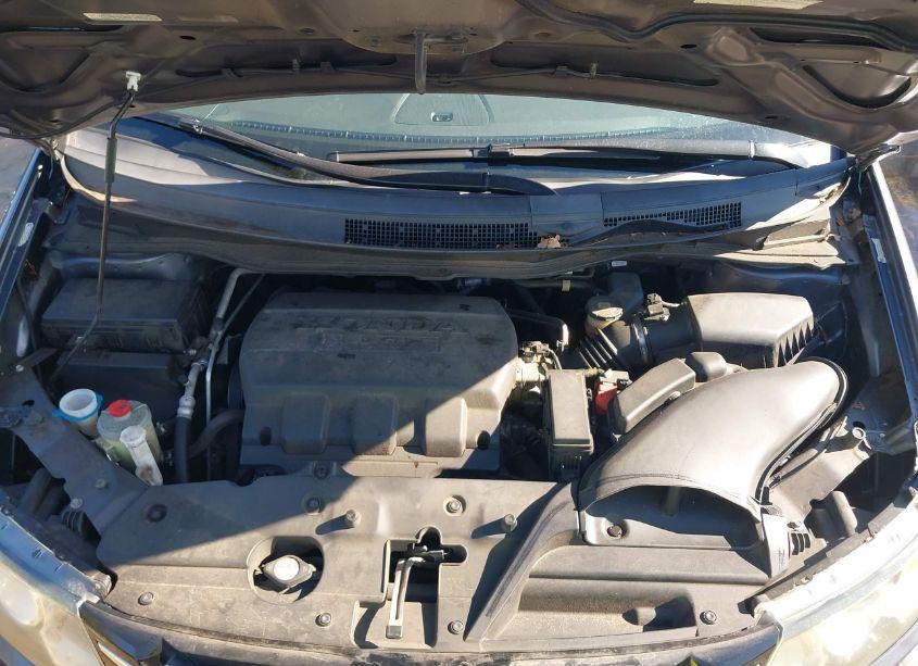 Photo 10 of 2015 Honda Odyssey EX-L (VIN 5FNRL5H61FB088507)