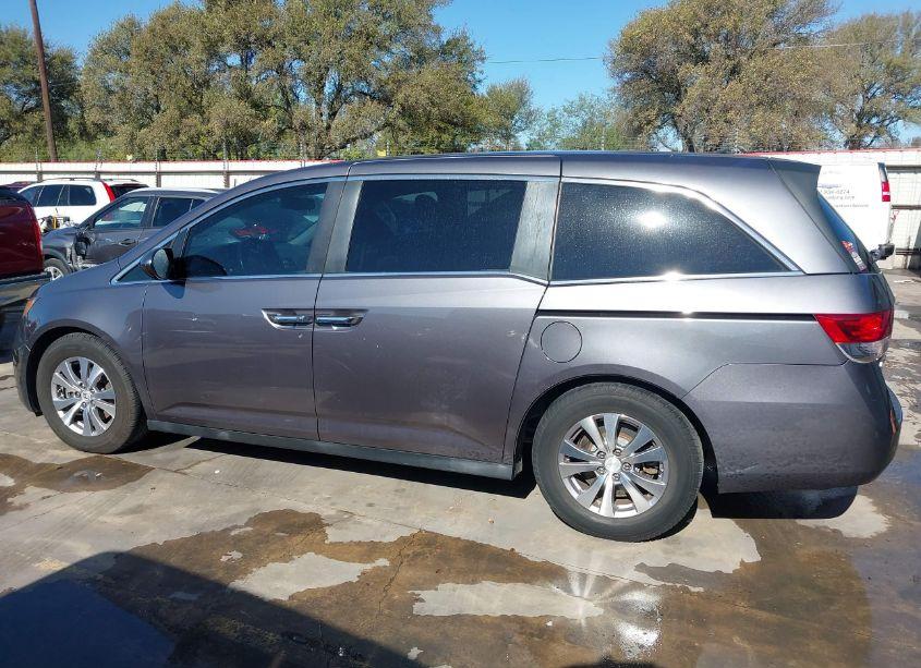 Photo 14 of 2015 Honda Odyssey EX-L (VIN 5FNRL5H61FB088507)