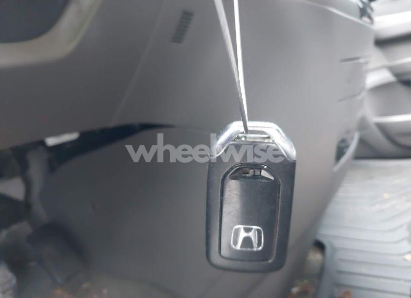 Photo 11 of 2015 Honda Odyssey EX-L (VIN 5FNRL5H61FB107735)
