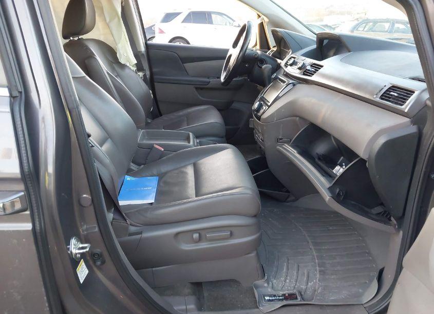 Photo 5 of 2015 Honda Odyssey EX-L (VIN 5FNRL5H61FB110408)