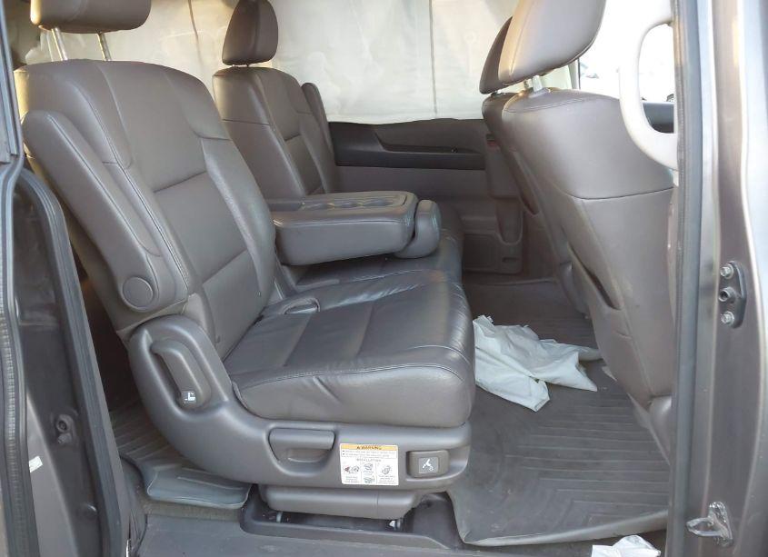 Photo 8 of 2015 Honda Odyssey EX-L (VIN 5FNRL5H61FB110408)