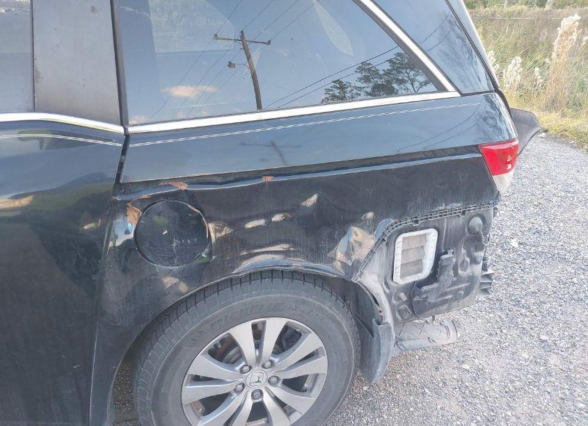 Photo 6 of 2015 Honda Odyssey EX-L (VIN 5FNRL5H61FB116287)