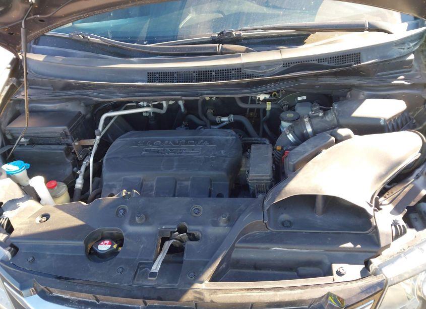 Photo 10 of 2016 Honda Odyssey EX-L (VIN 5FNRL5H61GB023383)