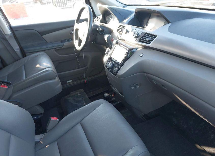 Photo 5 of 2016 Honda Odyssey EX-L (VIN 5FNRL5H61GB023383)