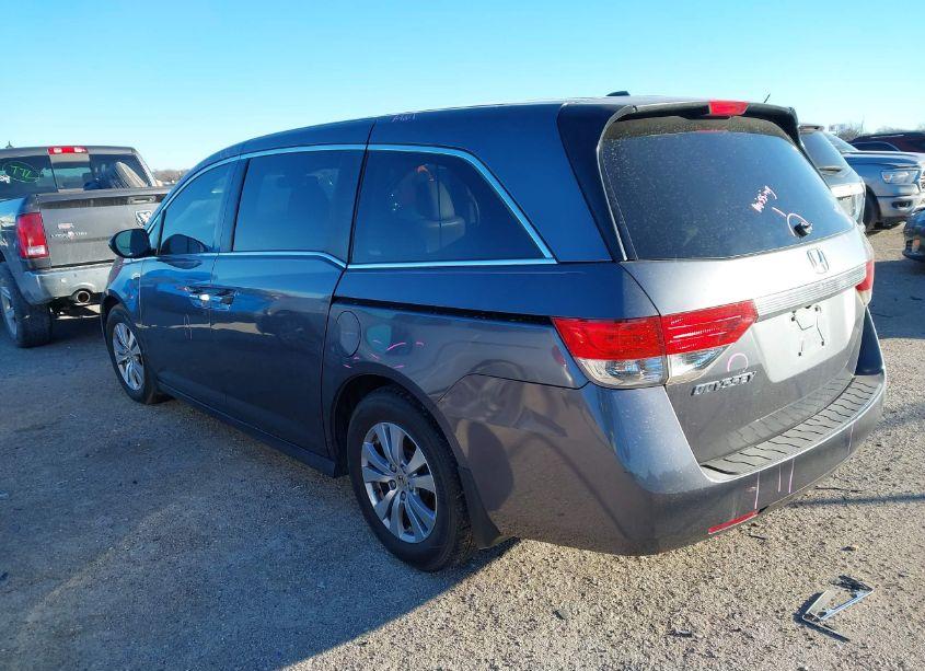 Photo 3 of 2016 Honda Odyssey EX-L (VIN 5FNRL5H61GB033346)