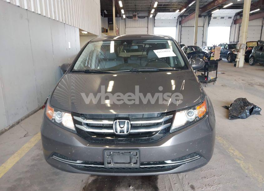 Photo 12 of 2016 Honda Odyssey EX-L (VIN 5FNRL5H61GB035355)