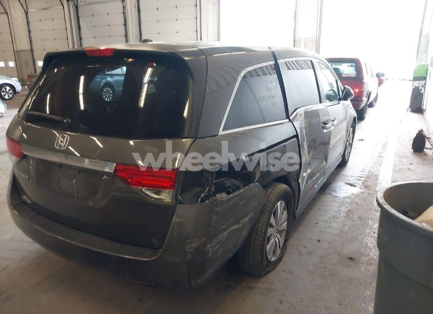 Photo 4 of 2016 Honda Odyssey EX-L (VIN 5FNRL5H61GB035355)