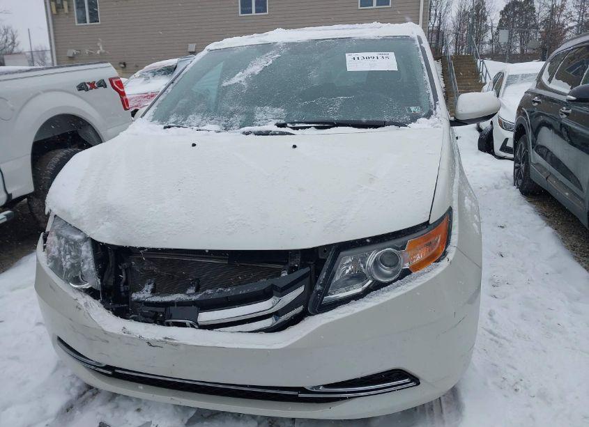 Photo 13 of 2016 Honda Odyssey EX-L (VIN 5FNRL5H61GB069571)