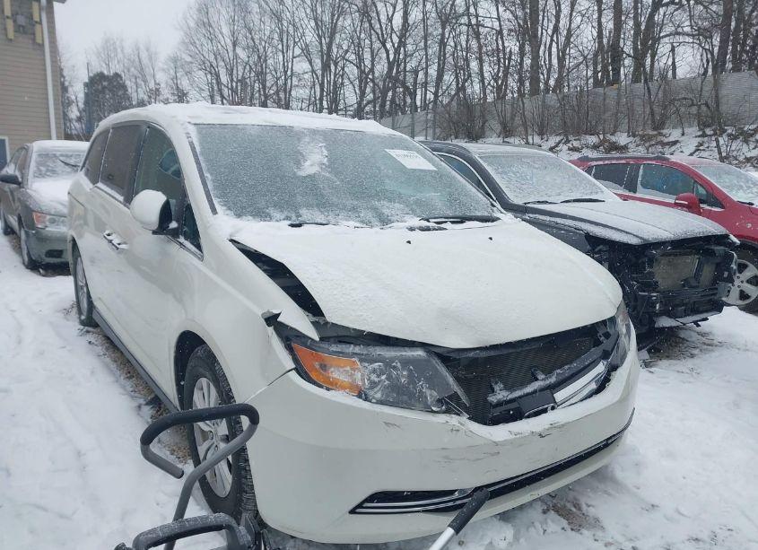 Photo 6 of 2016 Honda Odyssey EX-L (VIN 5FNRL5H61GB069571)