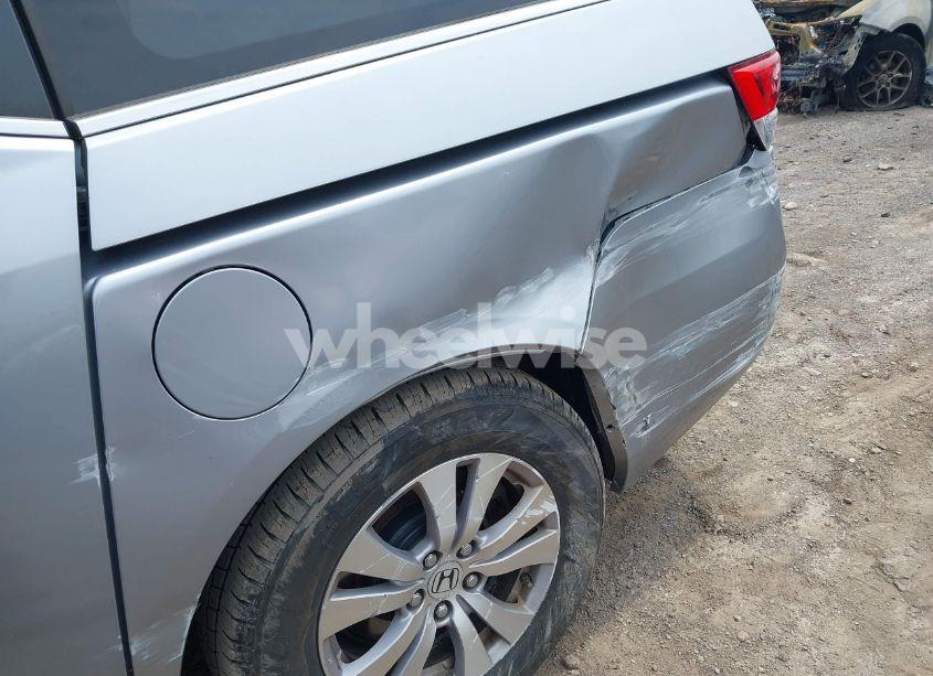 Photo 17 of 2016 Honda Odyssey EX-L (VIN 5FNRL5H61GB075046)