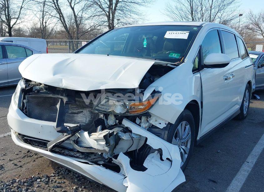 Photo 2 of 2016 Honda Odyssey EX-L (VIN 5FNRL5H61GB075614)