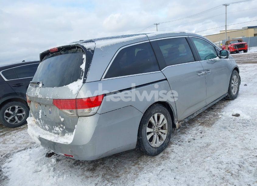 Photo 4 of 2016 Honda Odyssey EX-L (VIN 5FNRL5H61GB095278)