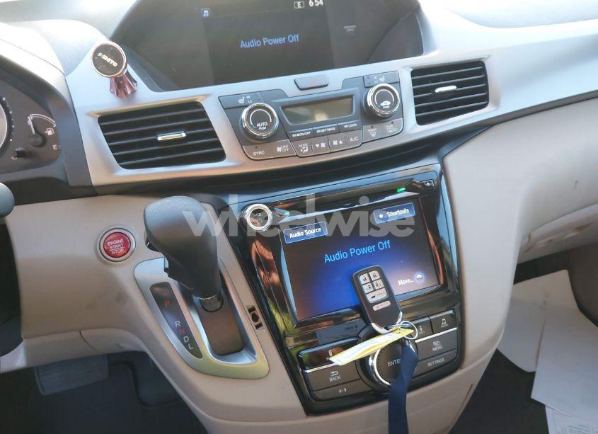 Photo 11 of 2016 Honda Odyssey EX-L (VIN 5FNRL5H61GB146438)