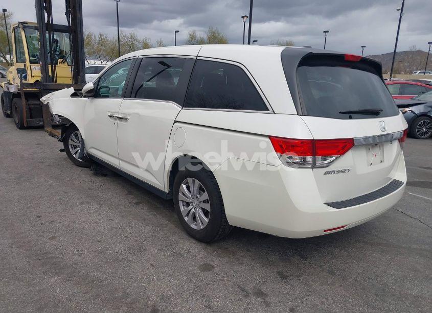 Photo 3 of 2016 Honda Odyssey EX-L (VIN 5FNRL5H61GB146438)