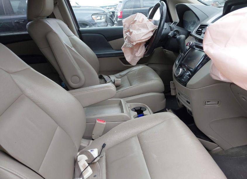 Photo 5 of 2016 Honda Odyssey EX-L (VIN 5FNRL5H61GB151011)