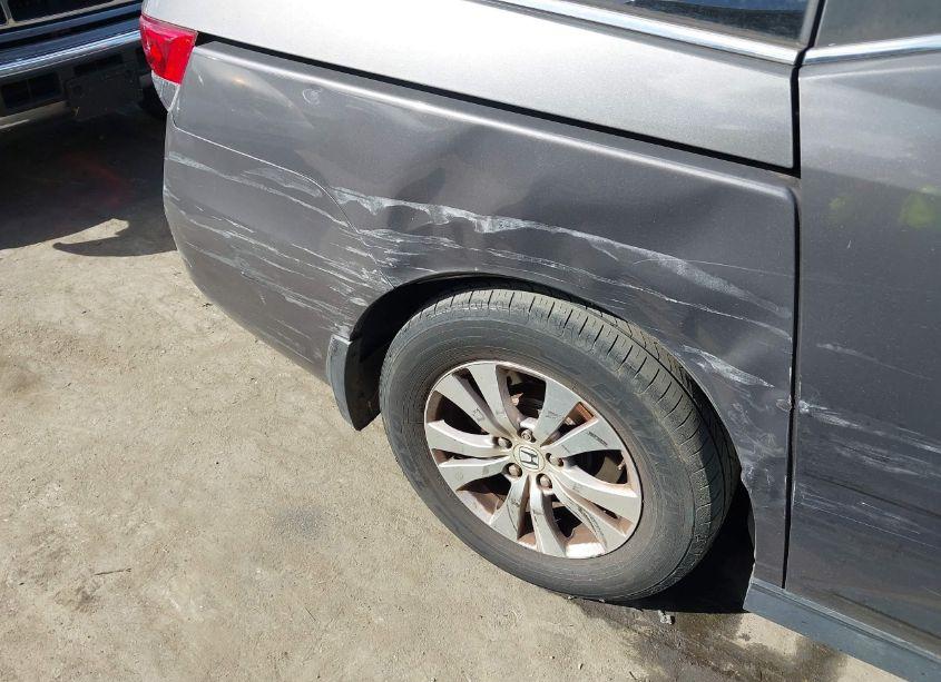 Photo 17 of 2016 Honda Odyssey EX-L (VIN 5FNRL5H61GB166978)