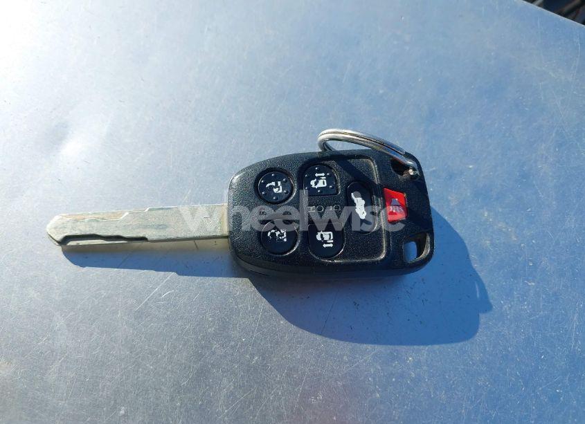 Photo 11 of 2011 Honda Odyssey EX-L (VIN 5FNRL5H62BB010876)