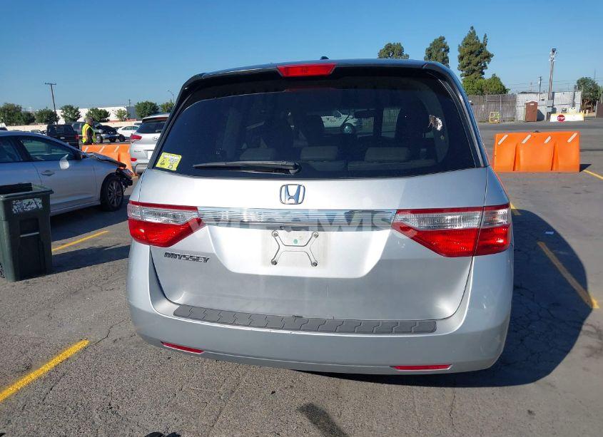 Photo 16 of 2011 Honda Odyssey EX-L (VIN 5FNRL5H62BB010876)