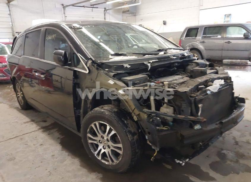 2011 Honda Odyssey EX-L (VIN 5FNRL5H62BB022056) main photo