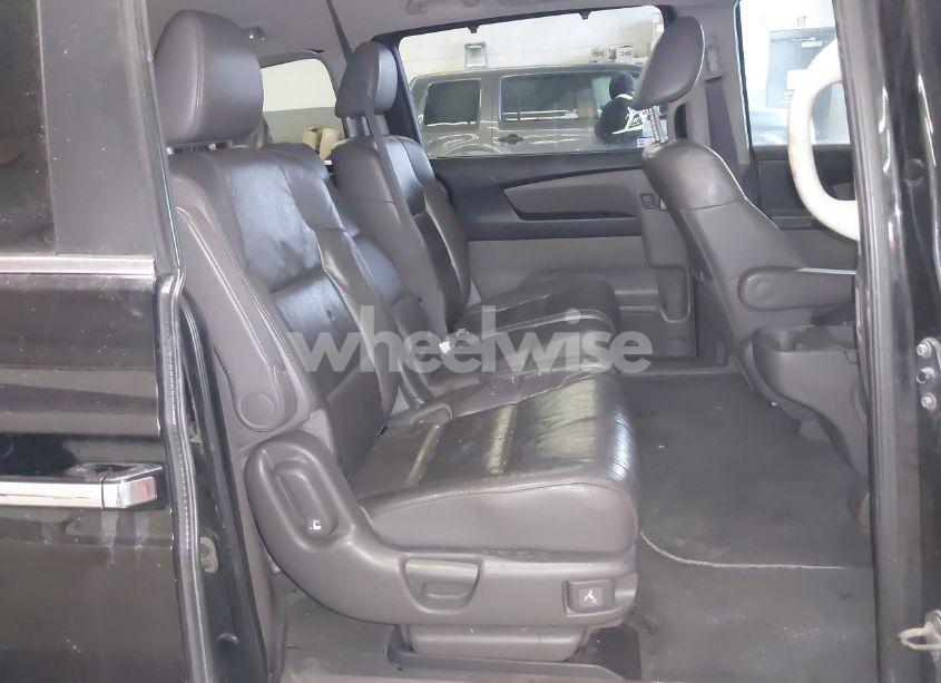 Photo 8 of 2011 Honda Odyssey EX-L (VIN 5FNRL5H62BB022056)