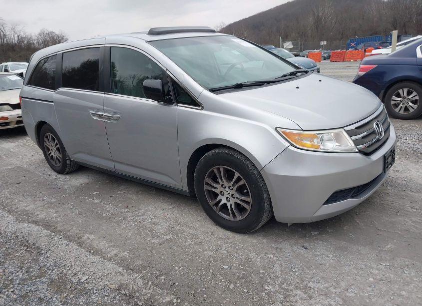 2011 Honda Odyssey EX-L (VIN 5FNRL5H62BB026012) main photo