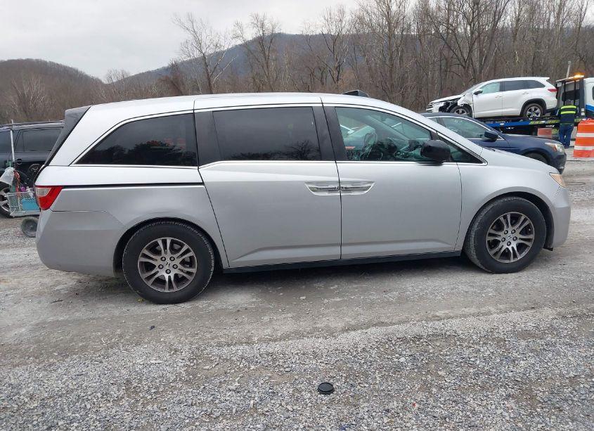 Photo 13 of 2011 Honda Odyssey EX-L (VIN 5FNRL5H62BB026012)