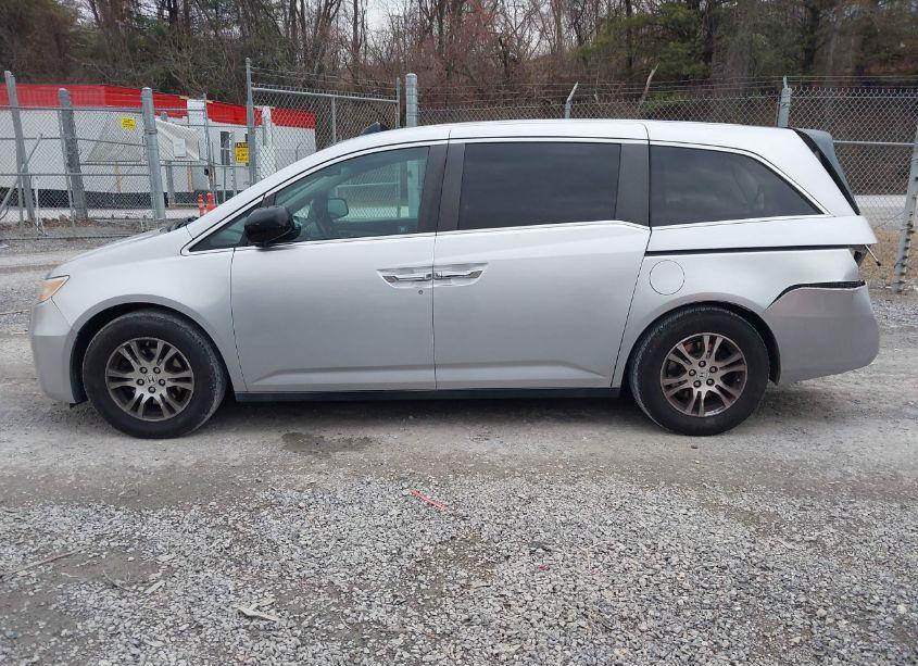 Photo 14 of 2011 Honda Odyssey EX-L (VIN 5FNRL5H62BB026012)