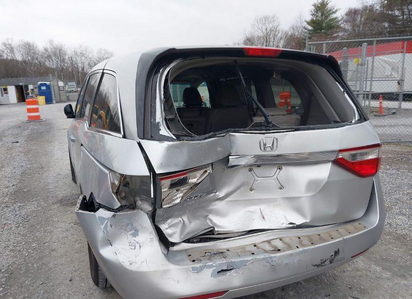 Photo 6 of 2011 Honda Odyssey EX-L (VIN 5FNRL5H62BB026012)