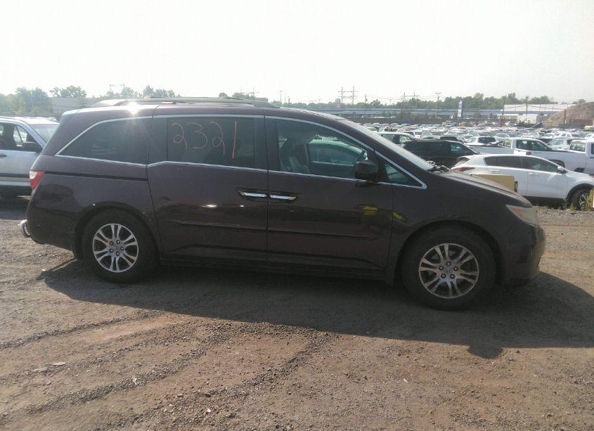 Photo 13 of 2011 Honda Odyssey EX-L (VIN 5FNRL5H62BB032005)