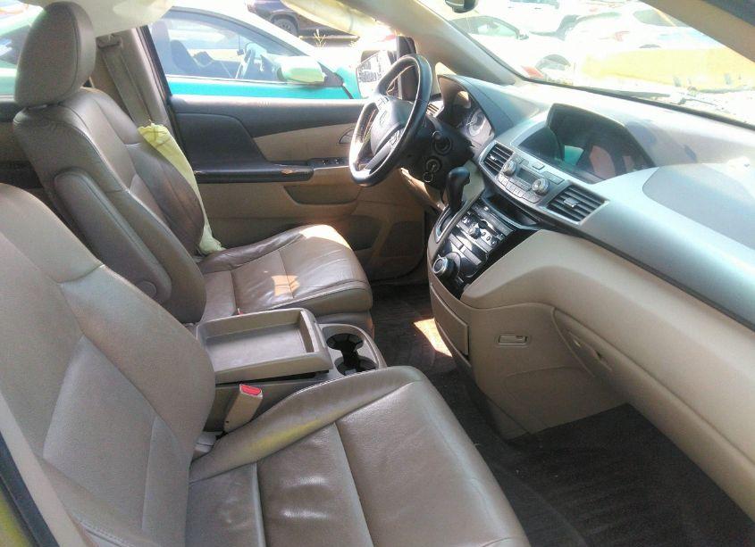 Photo 5 of 2011 Honda Odyssey EX-L (VIN 5FNRL5H62BB032005)