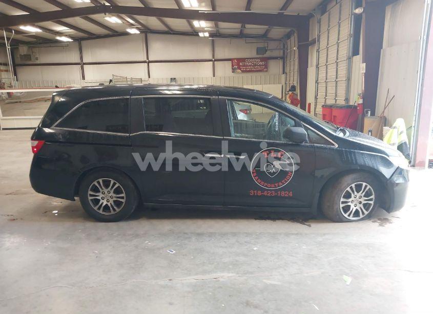 Photo 14 of 2011 Honda Odyssey EX-L (VIN 5FNRL5H62BB037267)